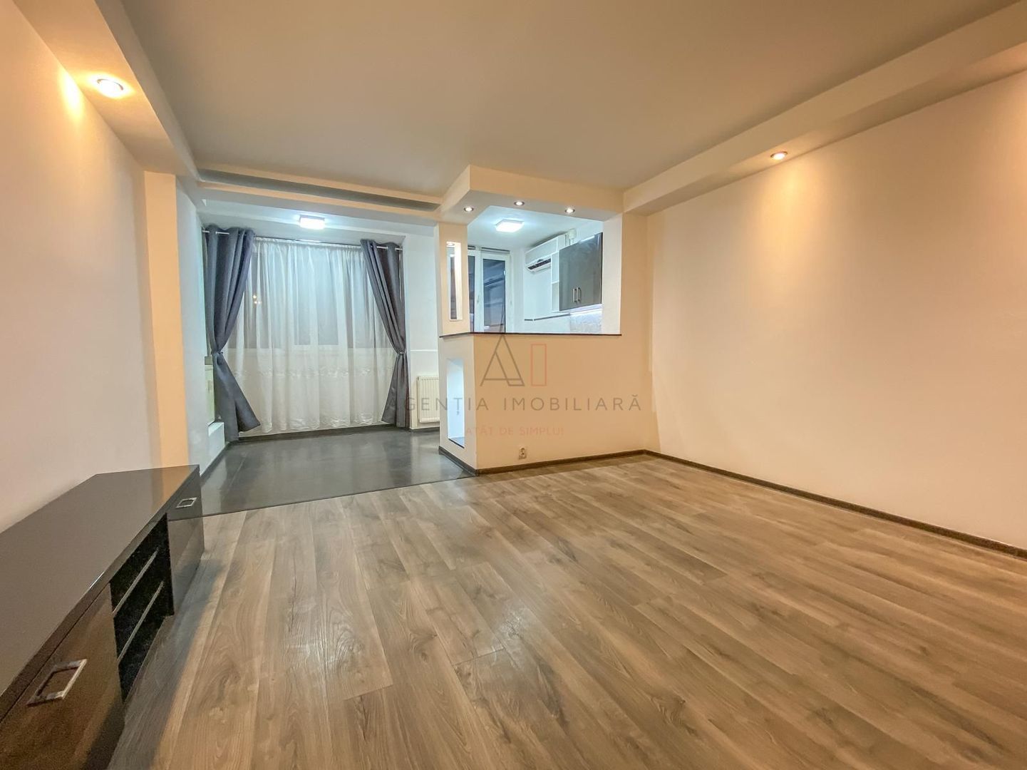 Garsoniera in stare impecabila - 1 min Metrou Gorjului - Poză 4