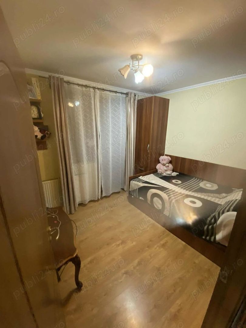 BRASADAS vinde ap 3 cam ( zonă liniștită ). - Poză 3