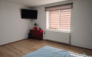 Casă 3 camere I Curte 420 mp I Garaj utilat I Axente Sever - Poză 1