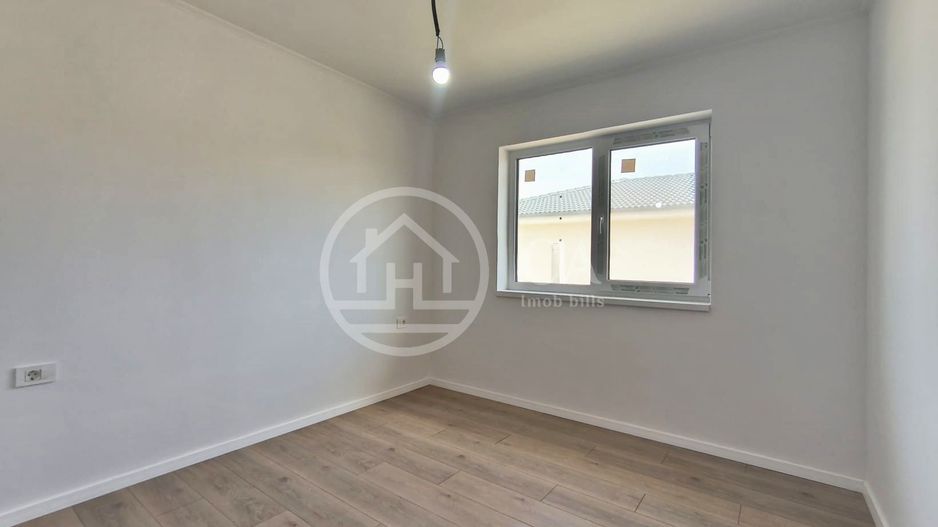 Casa de inchiriat cu 4 camere in Cheriu, Bihor - Poză 10