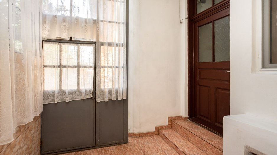 COMISION 0% - Casa 4 camere, singur curte, 400m de Bd Unirii - Teren 224 mp - Poză 9