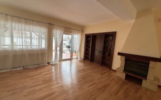 Vilă primitoare zona Modern - Poză 1