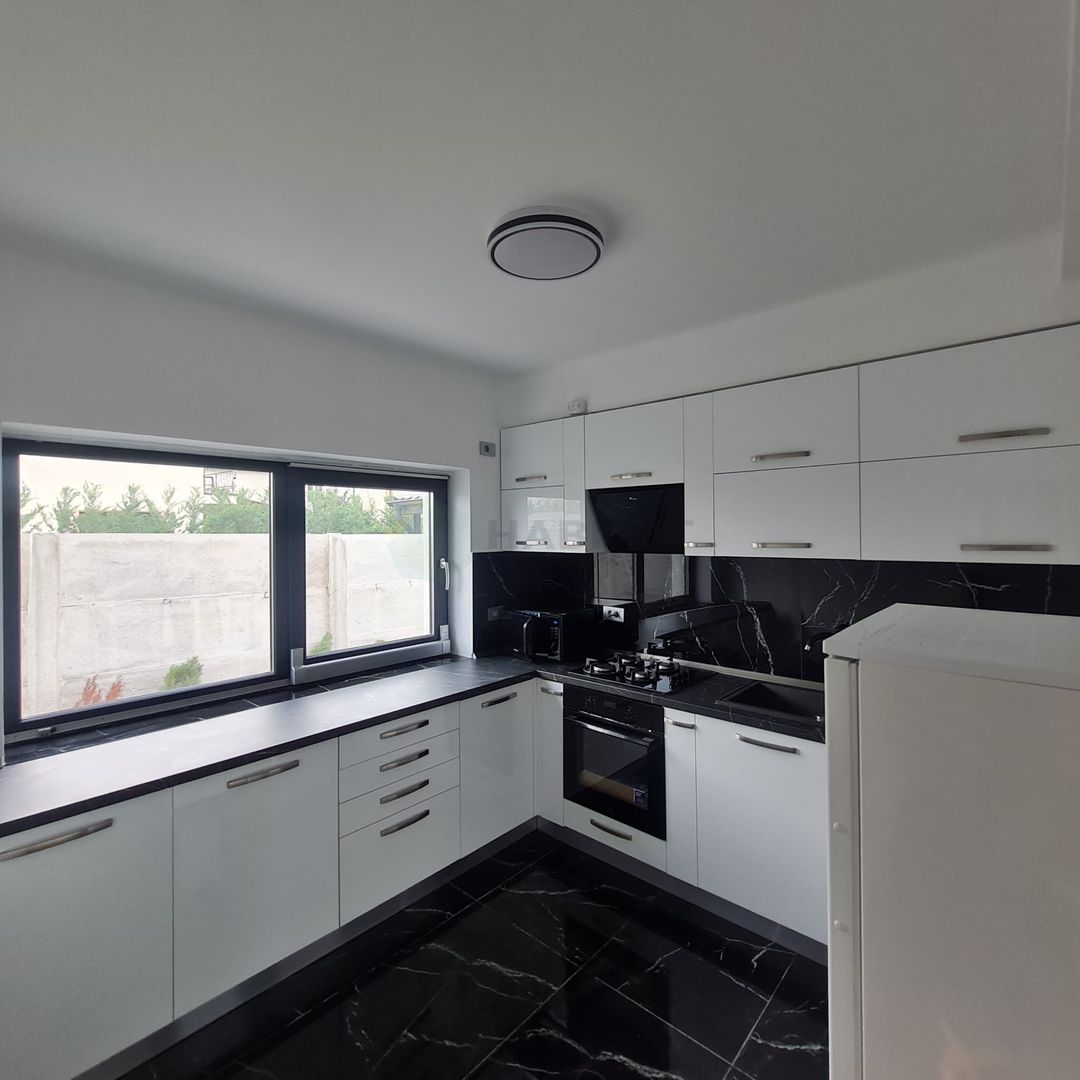 OFERTA 249.000 !!! Vila de vis din Tunari – Lux, rafinament și confort absolut! - Poză 15