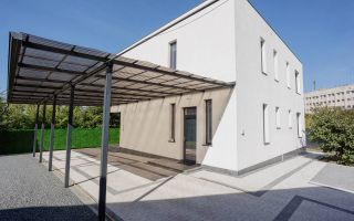 Vânzare, casă modernă 2 nivele, 220 mp + 5 ari șos. Hîncești, Centru - Poză 5