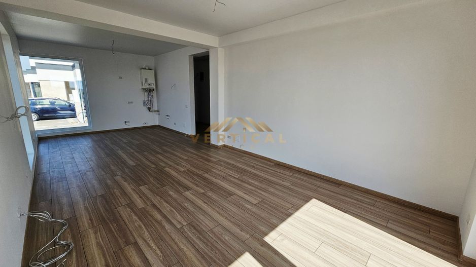Casa parter | 3 Camere | 2 Bai - Poză 12