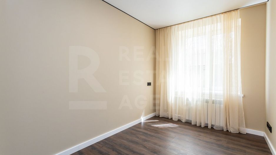 Vânzare, apartament, 2 camere + living, str. Academiei, Telecentru - Poză 10