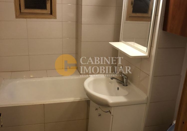 Apartament 2 Camere Decomandat Nicolina 54 Mp Bloc pe Cadre - Poză 8