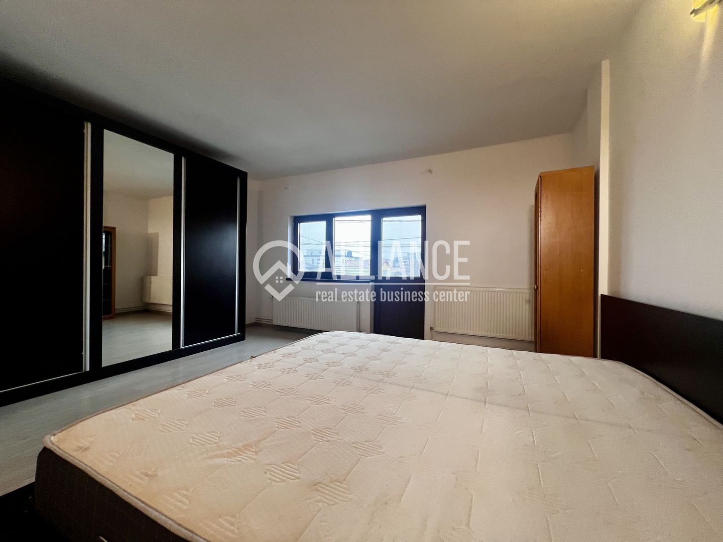 Palazu Mare (cod 05) - Casa 5 camere cu curte, renovata complet - Poză 25