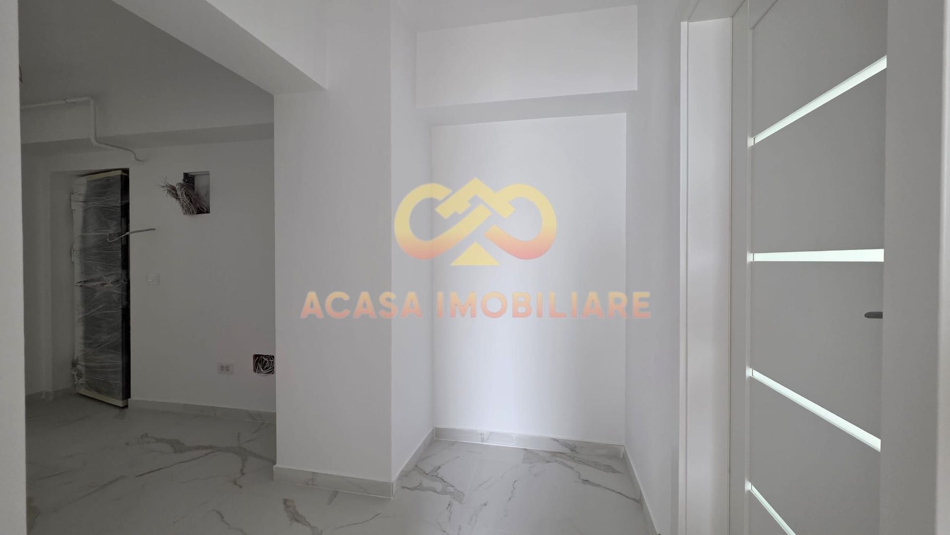 NOU  APARTAMEN 3 CAMERE DEC 2 BAI 84 MP TVA INCLUS - Poză 5