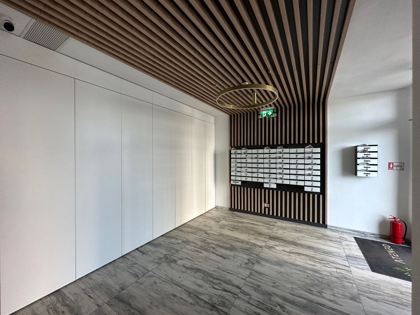 Apartament 3 camere bloc nou - Poză 18