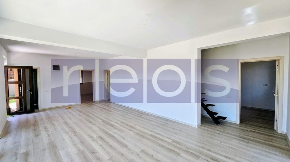 DE VANZARE CASA P+M PRELUNGIREA GHENCEA  110 MP  | TEREN 320 MP - Poză 1