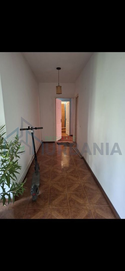 Garsonieră Tudor Vladimirescu intersecția bucsinescu - Poză 1