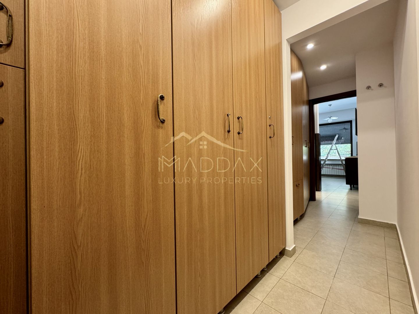 Apartament cu 4 camere 250mp* 2 parcări subterane / Dorobanti-Capitale - Poză 36