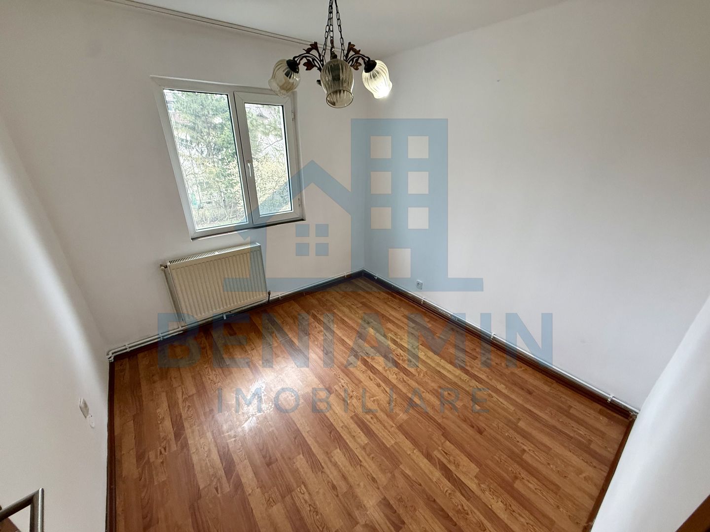 2 camere - etaj 2 - 40mp - centrala termica - Saturn - Astra - Poză 3