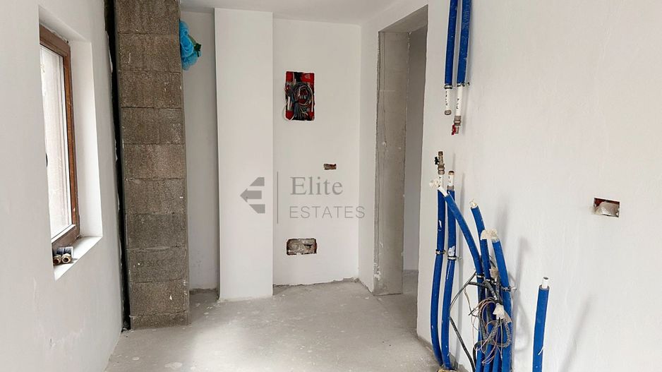 Casa spatioasa 6 camere cu 652 mp teren in Nojorid - Poză 17