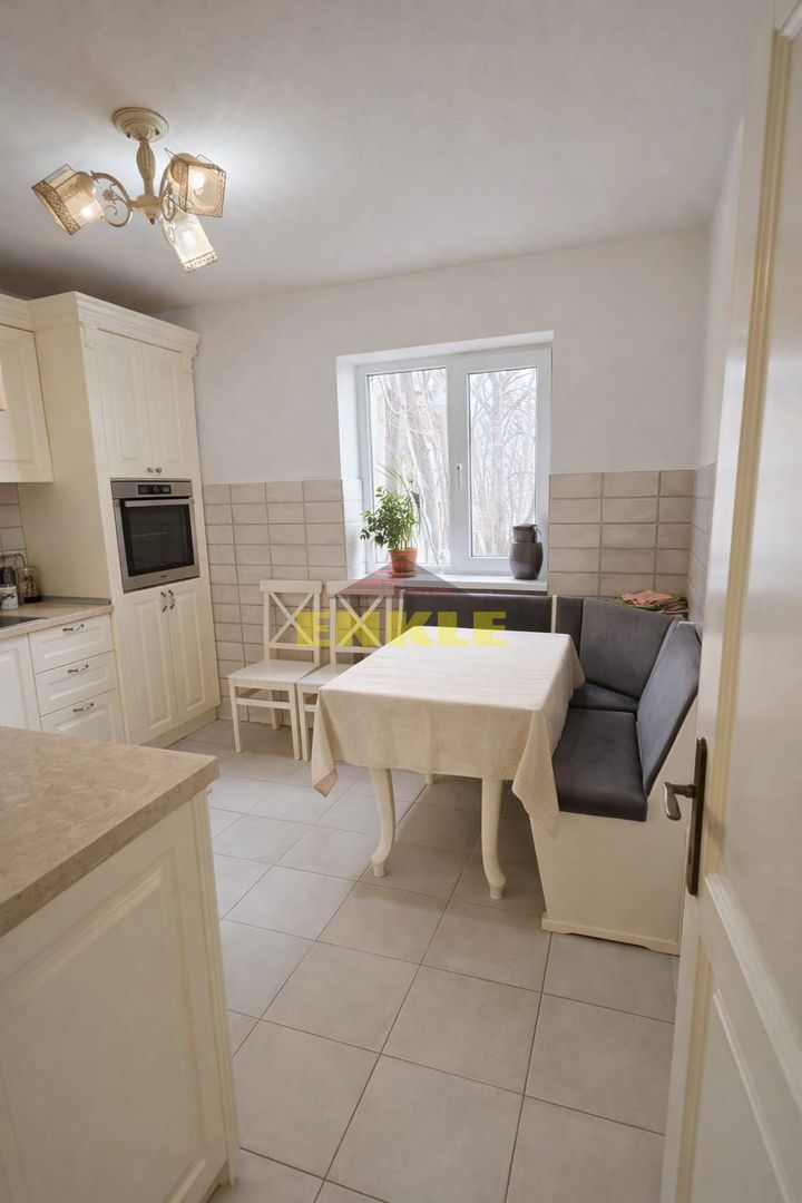 Apartament 4 camere DECOMANDAT – Ultracentral, Bd. Mihai Eminescu - Poză 4