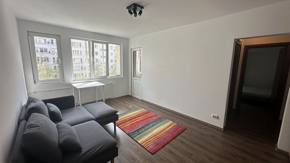 2 camere Baba Novac, parcare inclusa, balcon generos, pet friendly - Poză 3