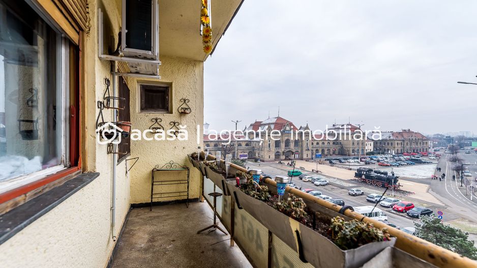 Apartament cu 4 camere decomandat cu vedere panoramica - Poză 1