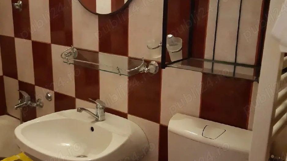 Vand apartament 2 camere - Poză 2