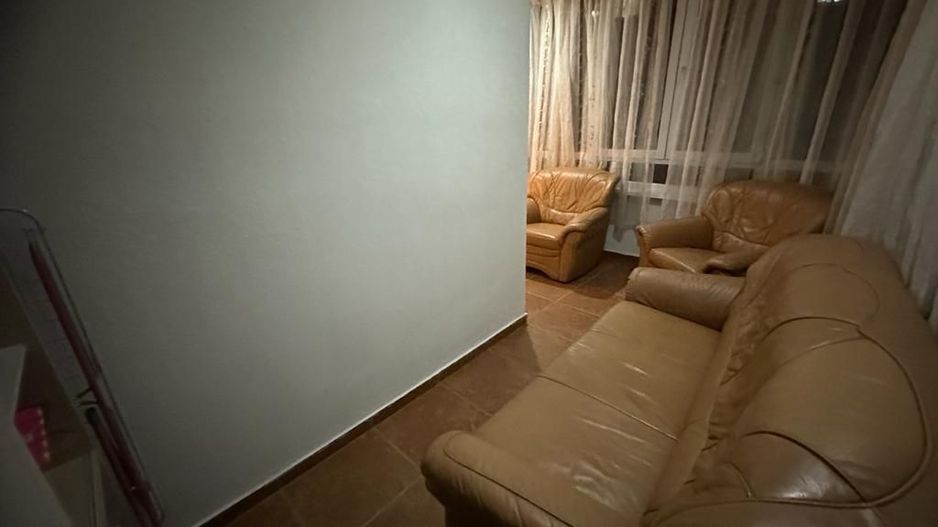 3 camere 2 bai Parcare 120 mp et. 1 AN 2007 Ghencea Drumul Taberii - Poză 23
