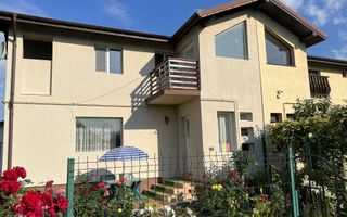 Duplex de vanzare in Dancu, Iasi - 3 dormitoare, 2 bai, teren 300 mp - Poză 1
