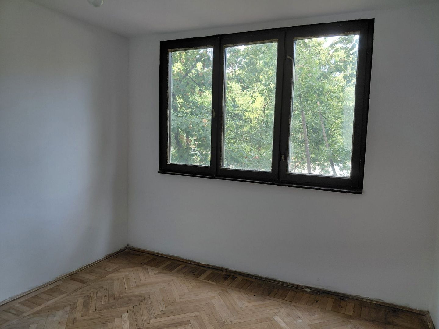 Apartament 3 camere, etaj 1, Tiglina I - Poză 1