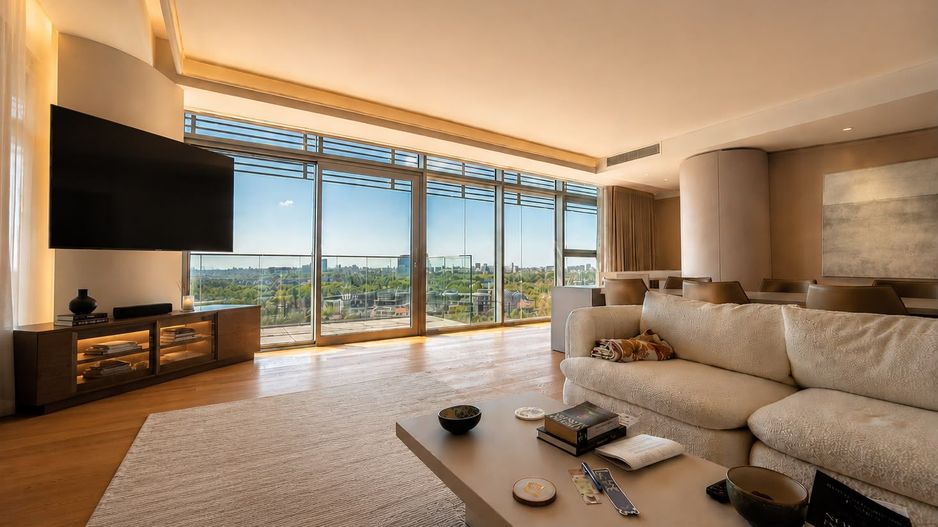 Persoana Fizica Apartament mobilat designer 4 camere Upsite panoramic view Lac - Poză 4