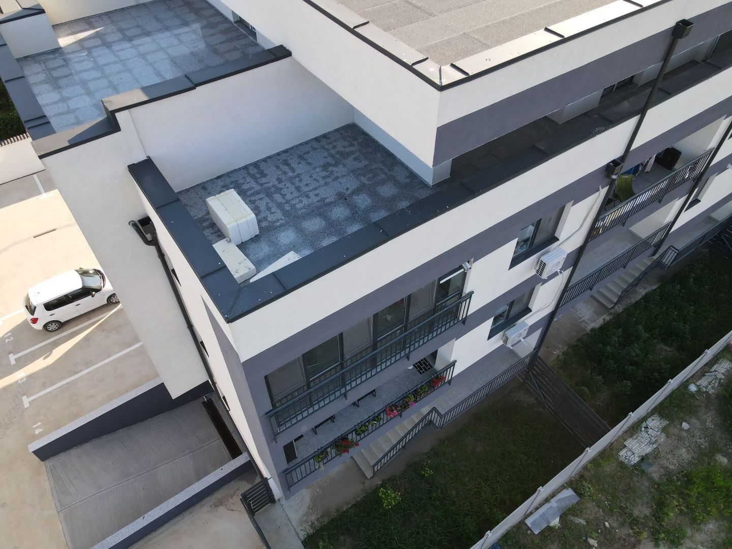 AP. 3 CAMERE - GRADINA PROPRIE 50MP, BLOC FINALIZAT, PARCARE, COMS 0% - Poză 16