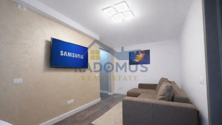 Apartament 2 Camere - Vest -Renovat Complet-  Mobilat & Utilat - Poză 1