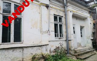 Vanzare casa veche, strada Trivale - Poză 1