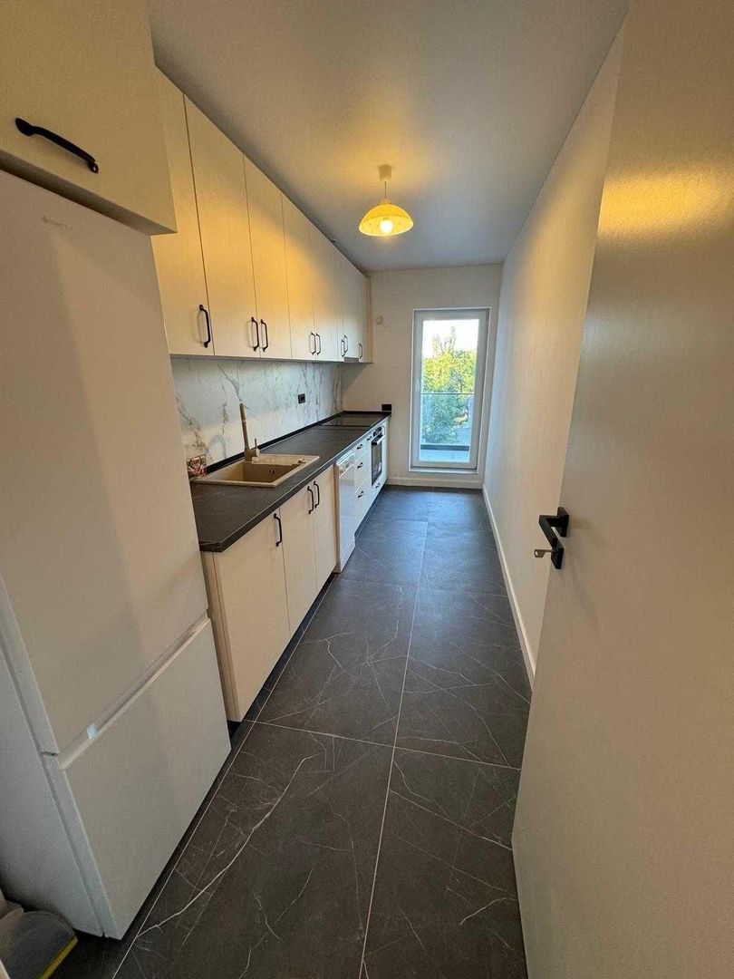 AP. 2 CAMERE SUN ROYAL VIEW, INCALZIRE PARDOSEALA, BLOC NOU, METROU - Poză 3