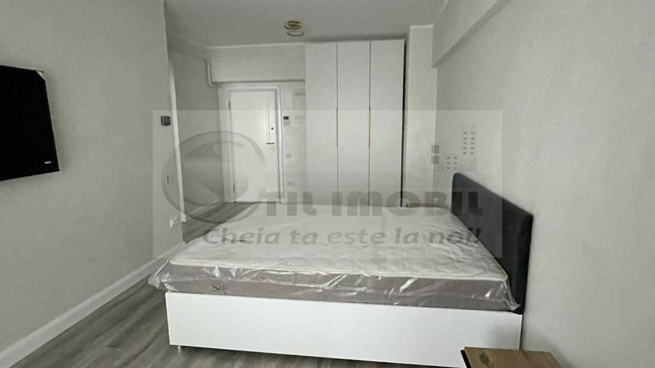 Apartament modern cu 1 camera si balcon - Royal Town, Copou - 450€ - Poză 1