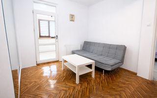 3 camere | Renovat | Str. Mandra | Boxa+Curte | 79.900€ | 0% Comision - Poză 2