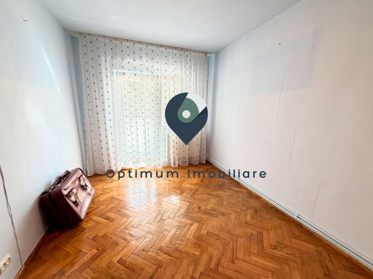 Apartament cu 3 camere, 2 bai, 73 mp in Manastur, zona Big ! - Poză 2
