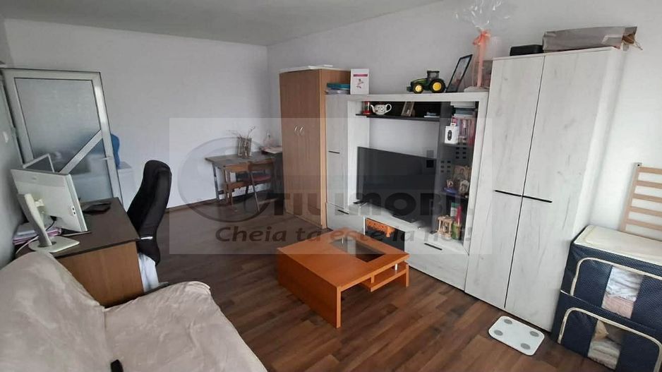 Apartament 2 camere decomandat - Tudor Neculai - 114.000 euro ! - Poză 3