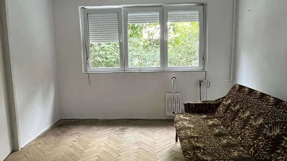 BRASADAS vinde ap cam etaj 1/4 Micro 15 Oituz. - Poză 3