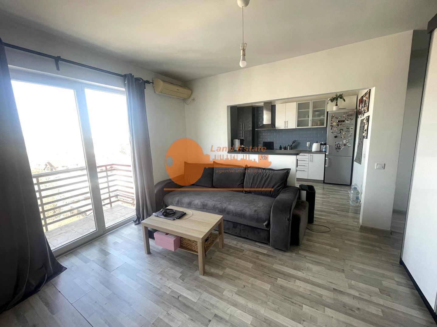 2 camere 1 Mai-Pod Constanta+ terasa 73 mp - Poză 1