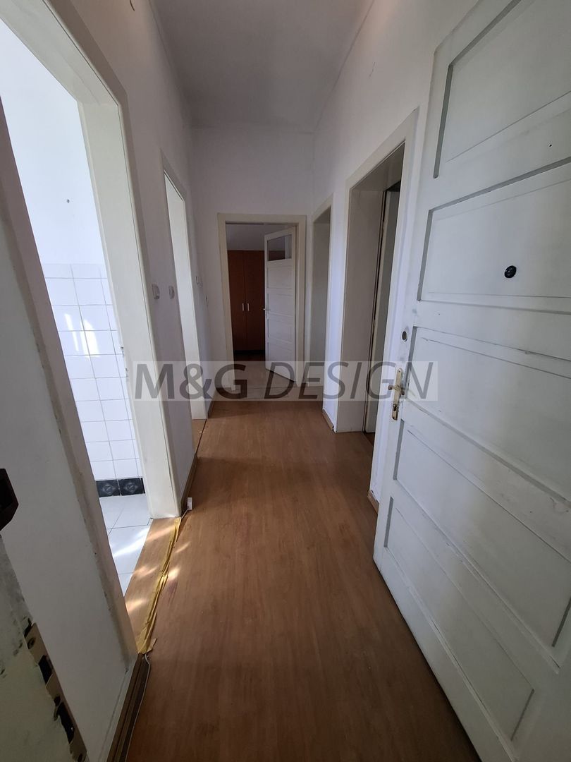 Ap 2 camere, transformat in 3, et 1, cu gradina, Sagului - Poză 3