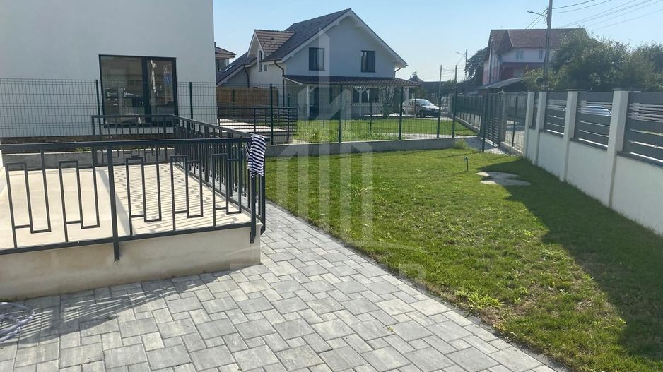 Casă de vânzare cu 4 camere | Loc. Cristian-Sibiu - Poză 5