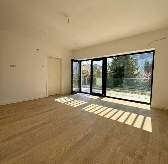 Vila Aviatiei | Herastrau | 8 Camere 600 mp- Curte libera 500mp Finalizata 2025 - Poză 16