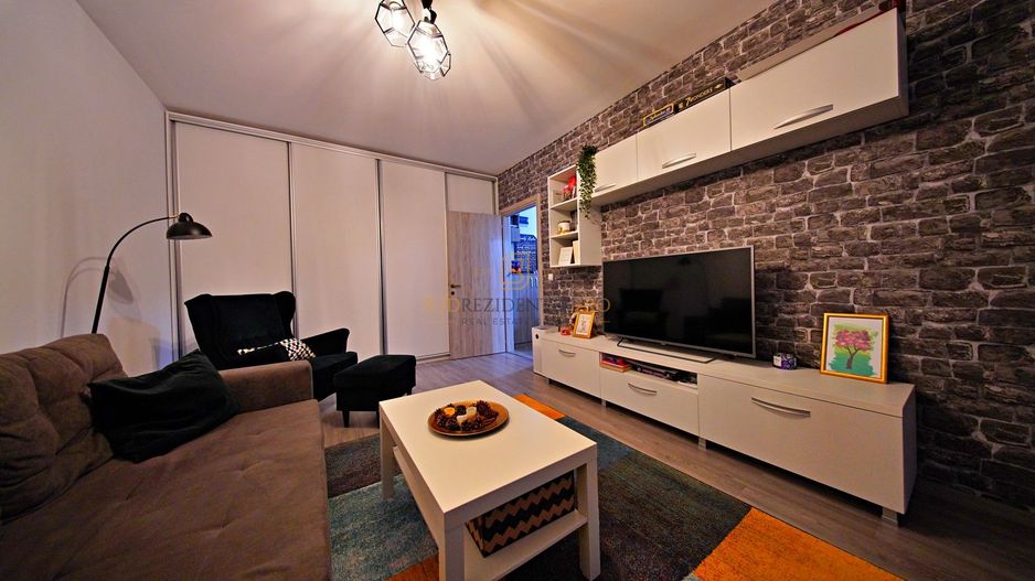 Apartament cu 2 camere, decomandat, 3/5, zona Metalurgiei, Comision 0% - Poză 2