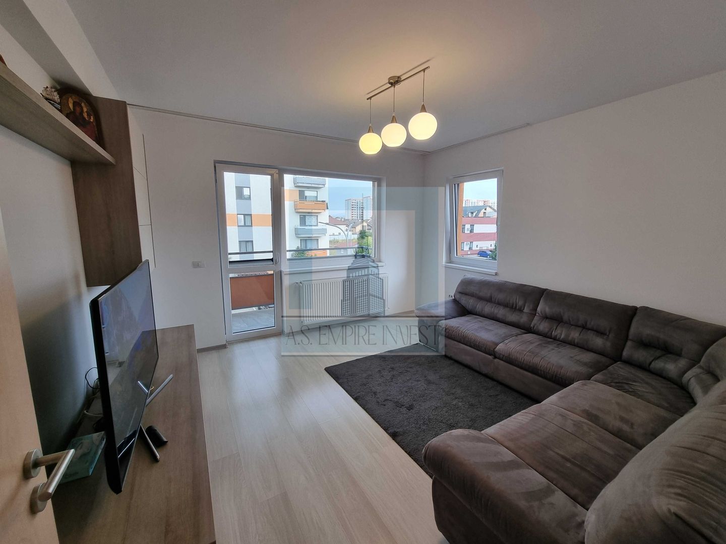 Apartament 3 Camere +Loc de parcare - zona Tractorul/Grandis Residence - Poză 2