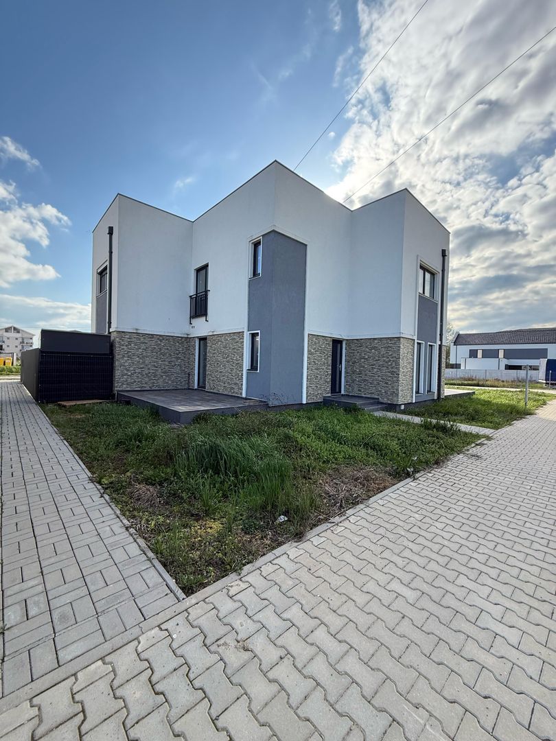 Apartament 3 camere pe 2 nivele în Braytim - Curte proprie generoasă - NOU - Poză 4