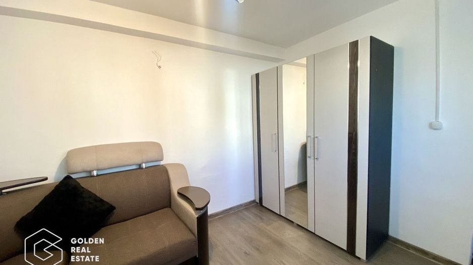 Casă de vânzare în Titu, jud. Dâmbovița, amenajată complet - Poză 13