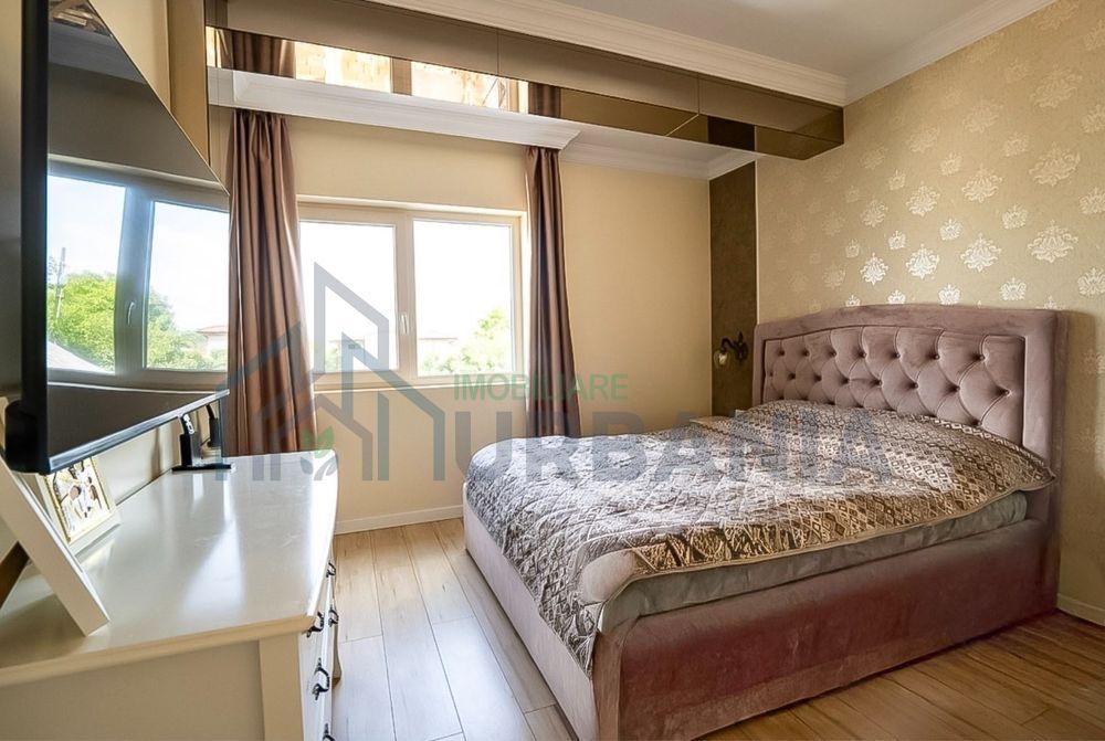 Casa tip duplex de vanzare pe strada Podisului, zona Platoul Insorit, Iasi - Poză 3
