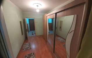 APARTAMENT 3 CAMERE ETAJ 2 ROTUNDA  CAMPULUNG