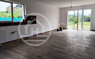 Casa de vanzare cu 4 camere in zona Matei Corvin, Oradea - Poză 2