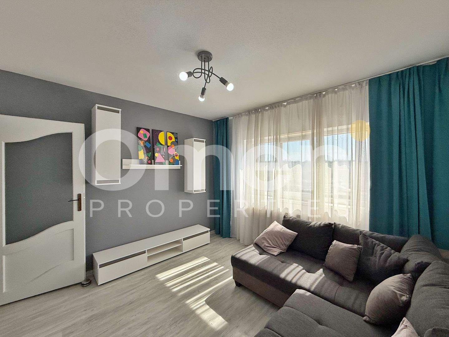 Apartament cu 3 camere decomandat, renovat , etaj 4 Paltinisului - Poză 3