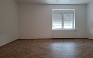 Casa renovata total- zona Calea Poplacii cu teren de 454 mp - Poză 11