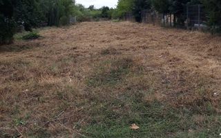 Izvorani , teren 1400, intravilan,deschidere 16,5m, utilitați 35 E mp - Poză 1